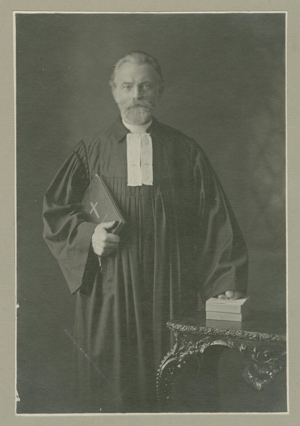 Pastor Gottlieb Blaess in 1923